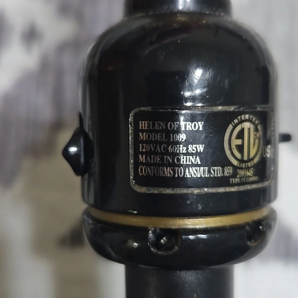 Curling Iron - Picture 5 of 7